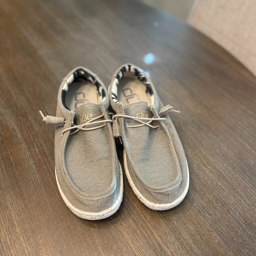 Hey Dude Womens 9.5 Wendy Chambray Beige